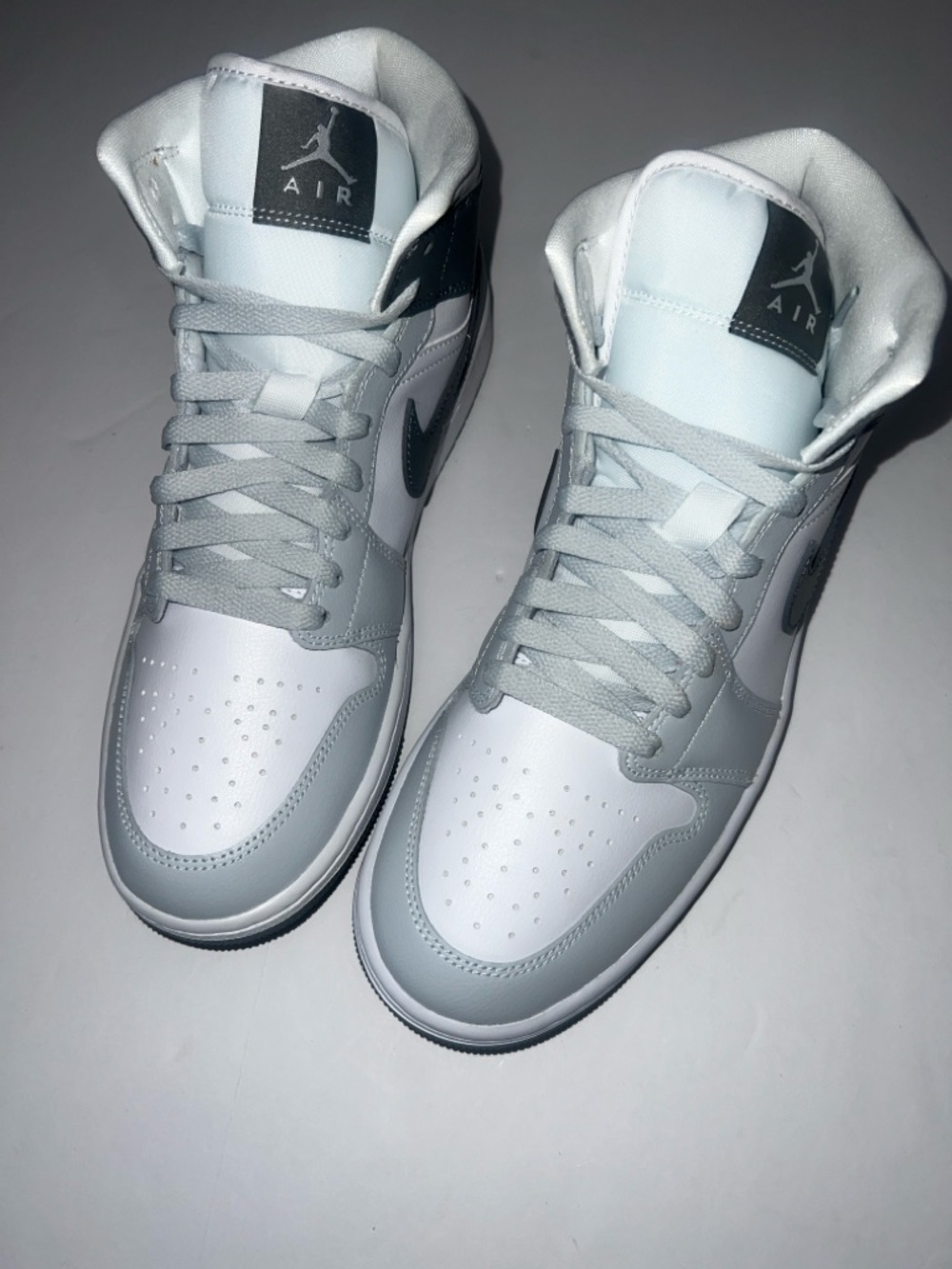 Jordan Air 1 High Top White & Gray Women’s size 10 - Picture 4 of 10